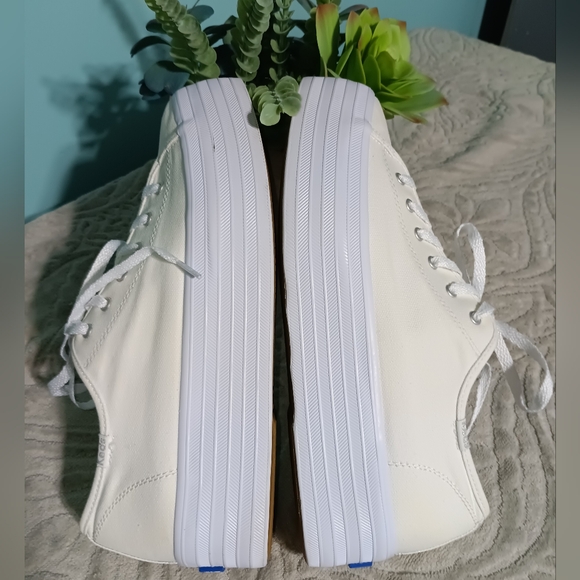 Keds Women's White Platform Sneakers - Picture 5 of 6